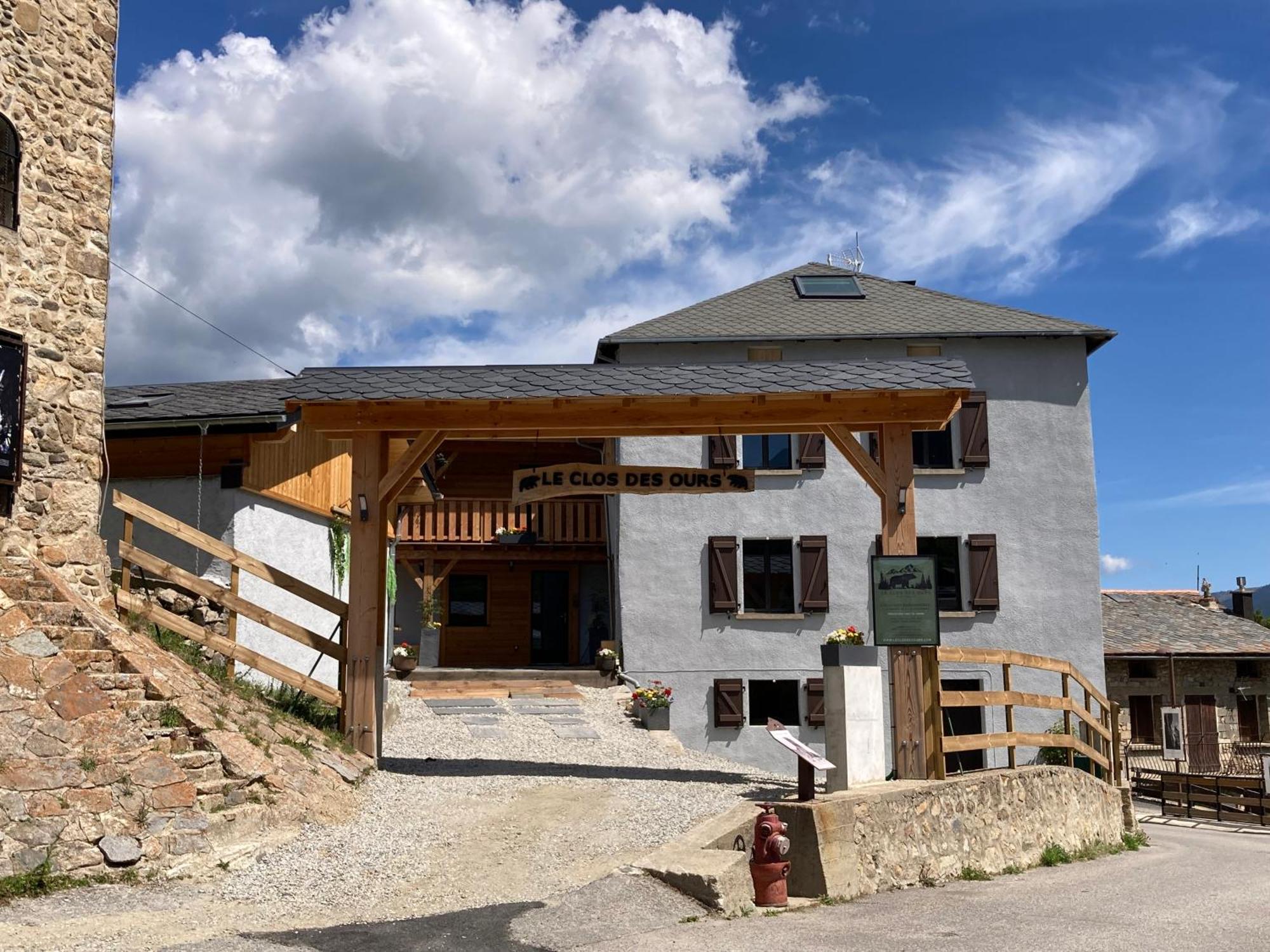 Maison Boutxy Le Clos Des Ours Matemale Exterior foto